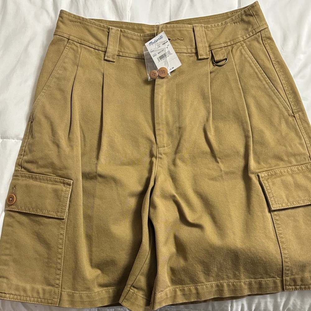 Madewell womens Brown Cargo Shorts